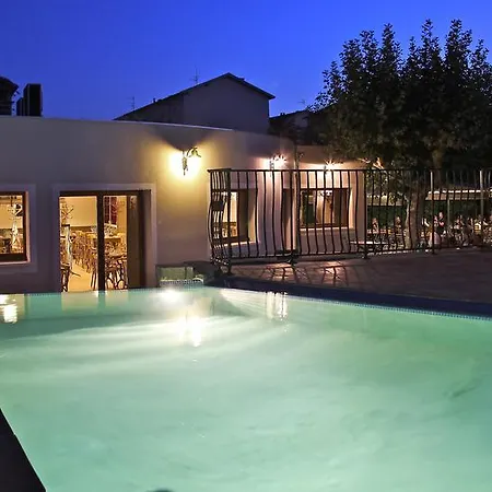 Logis Le Nouvel Hotel