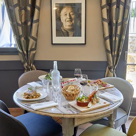 Hotel Logis Hotel Le Nouvel 3*