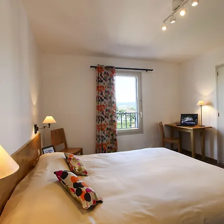 Logis Hotel Le Nouvel Hotel