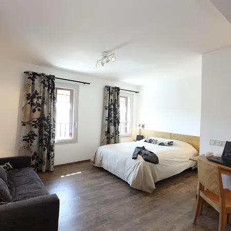 Logis Hotel Le Nouvel 3*