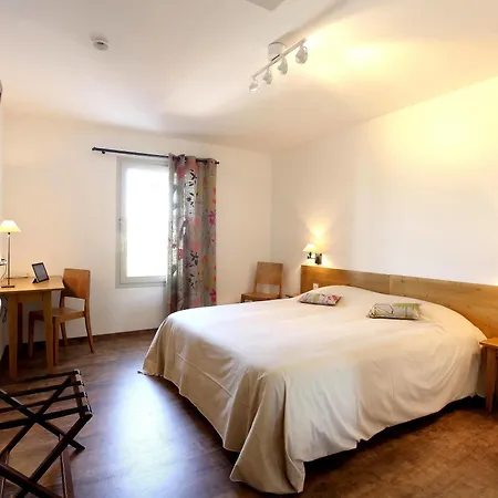 Logis Hotel Le Nouvel 3*