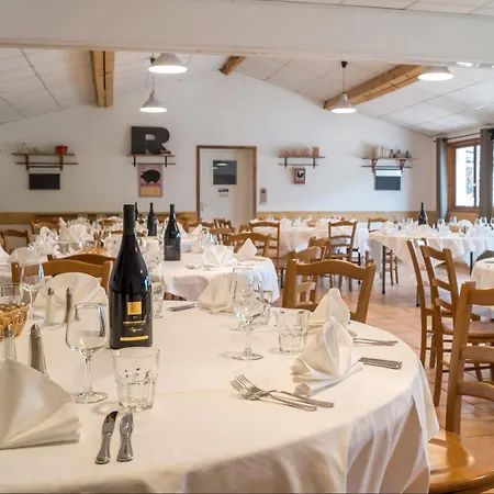 Logis Le Nouvel Hotel